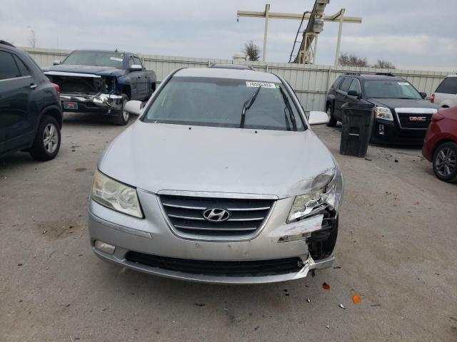 Photo 4 VIN: 5NPEU4ACXAH625049 - HYUNDAI SONATA 