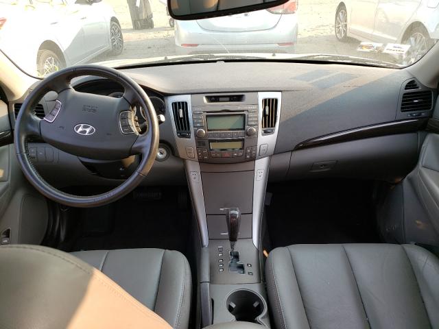 Photo 8 VIN: 5NPEU4ACXAH628601 - HYUNDAI SONATA SE 