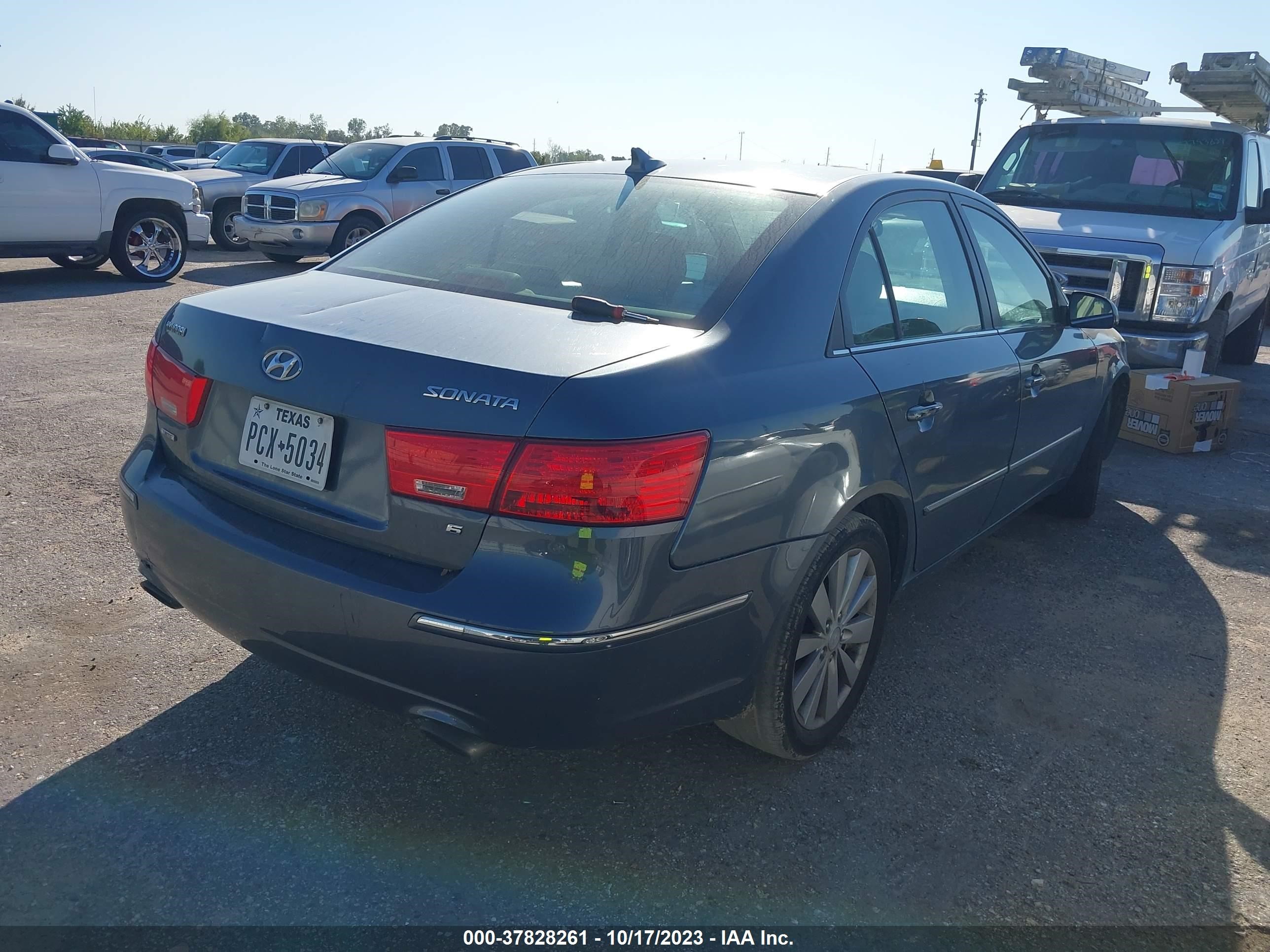 Photo 3 VIN: 5NPEU4AF3AH576688 - HYUNDAI SONATA 