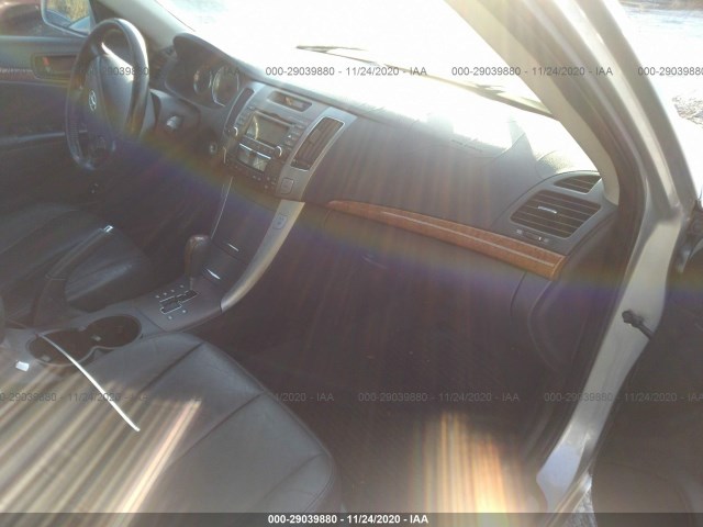 Photo 4 VIN: 5NPEU4AF8AH606915 - HYUNDAI SONATA 