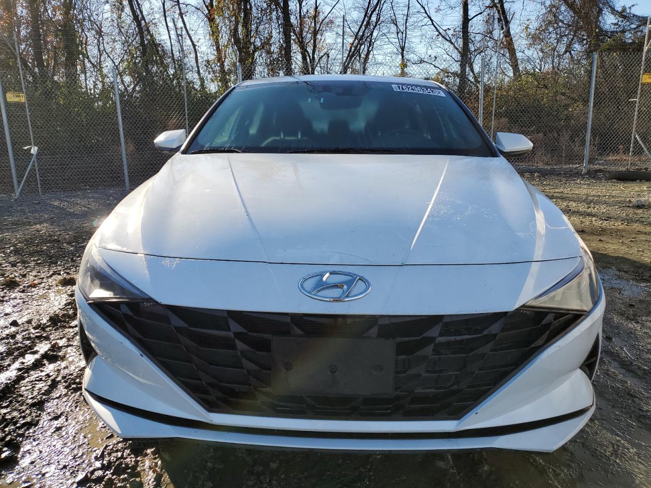 Photo 4 VIN: 5NPLL4AG0MH042264 - HYUNDAI ELANTRA 