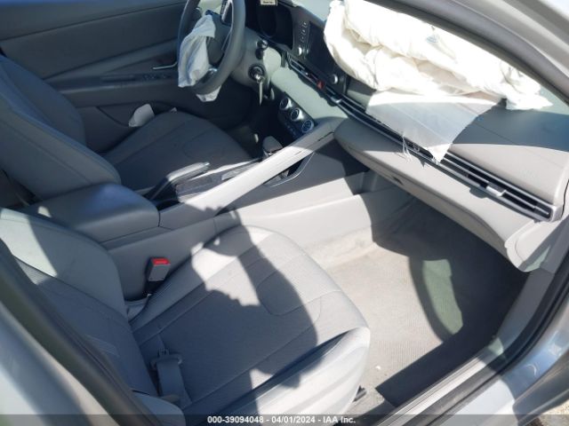 Photo 4 VIN: 5NPLL4AG1MH016515 - HYUNDAI ELANTRA 