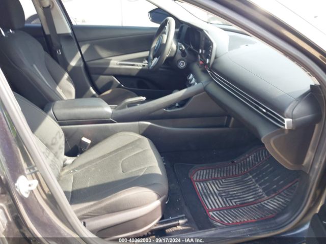 Photo 4 VIN: 5NPLL4AG1MH052821 - HYUNDAI ELANTRA 