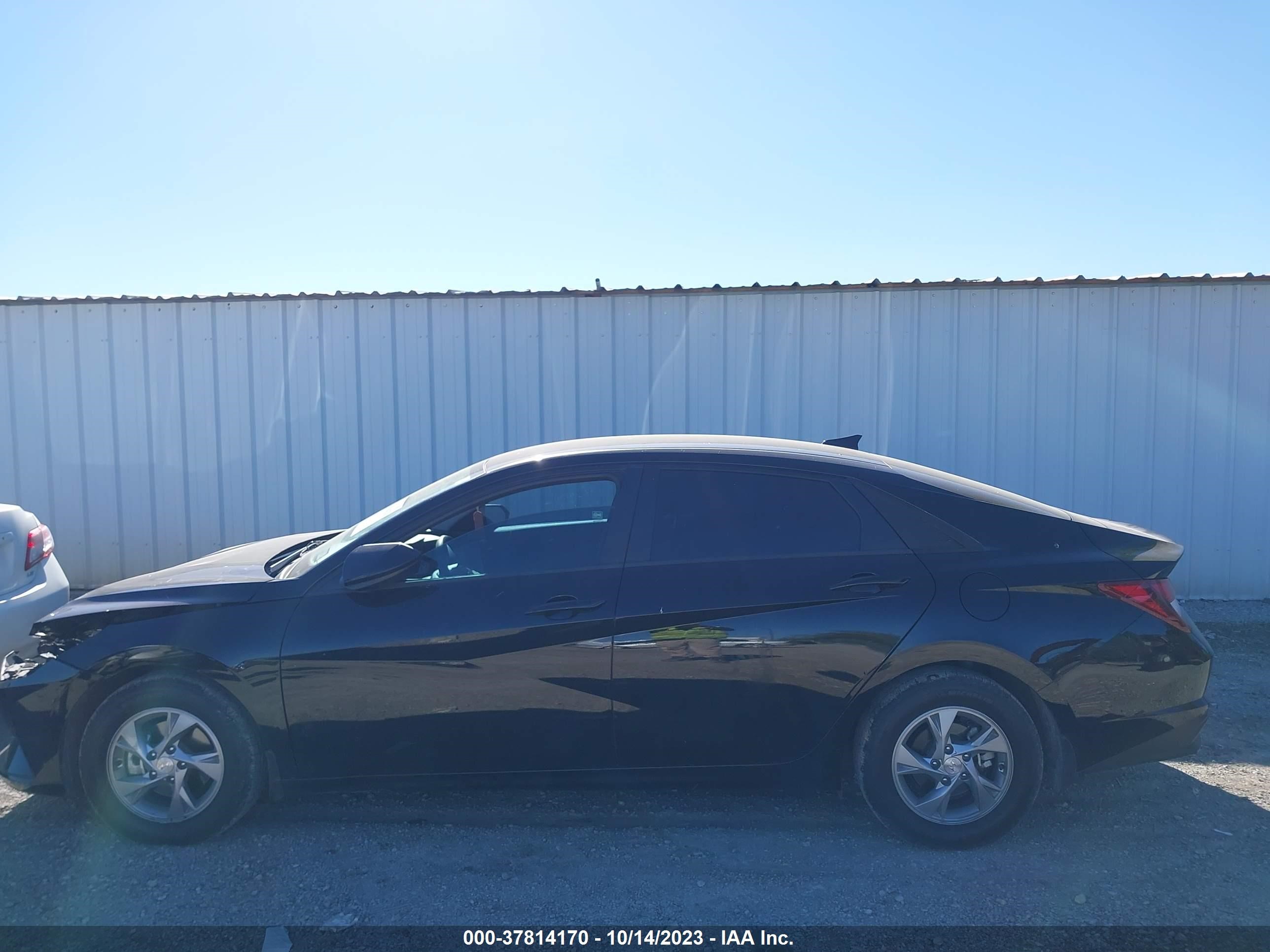 Photo 13 VIN: 5NPLL4AG1NH061701 - HYUNDAI ELANTRA 