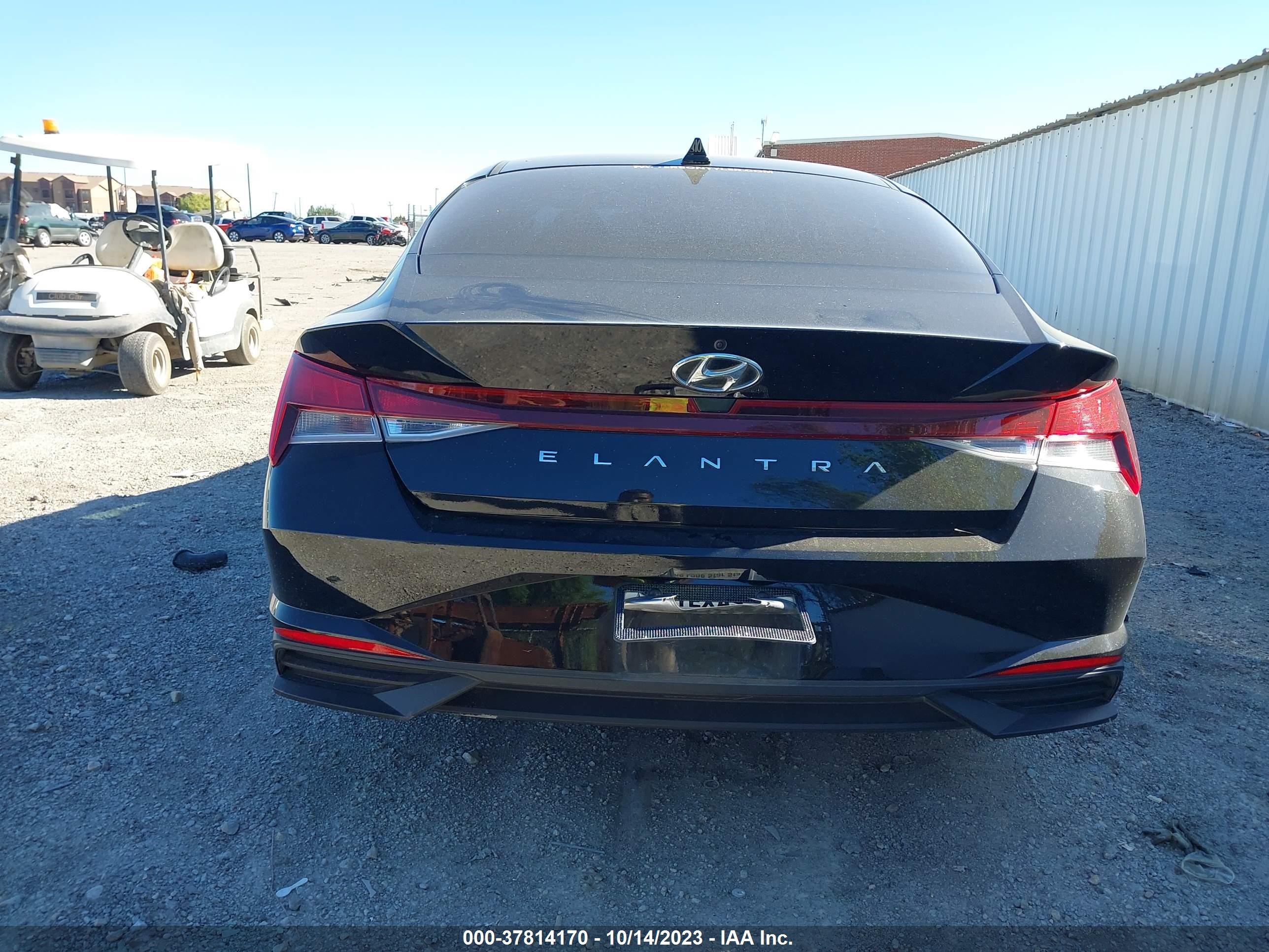 Photo 15 VIN: 5NPLL4AG1NH061701 - HYUNDAI ELANTRA 