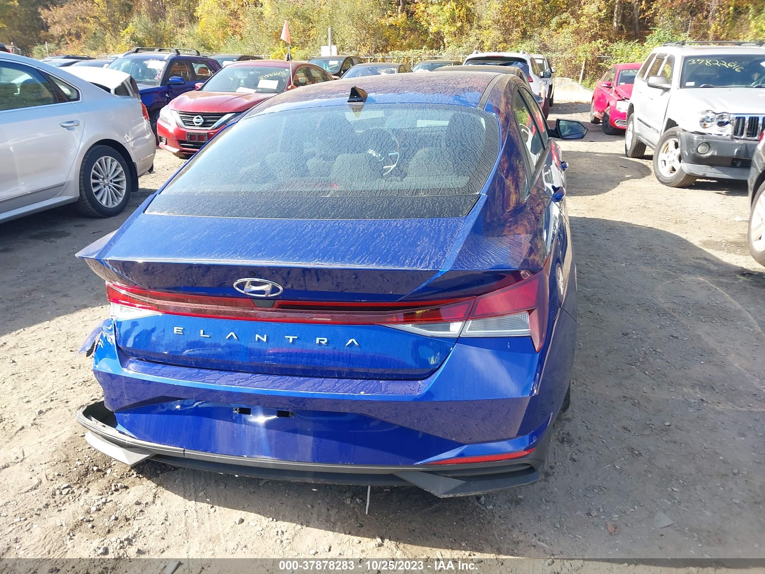 Photo 15 VIN: 5NPLL4AG2PH092457 - HYUNDAI ELANTRA 