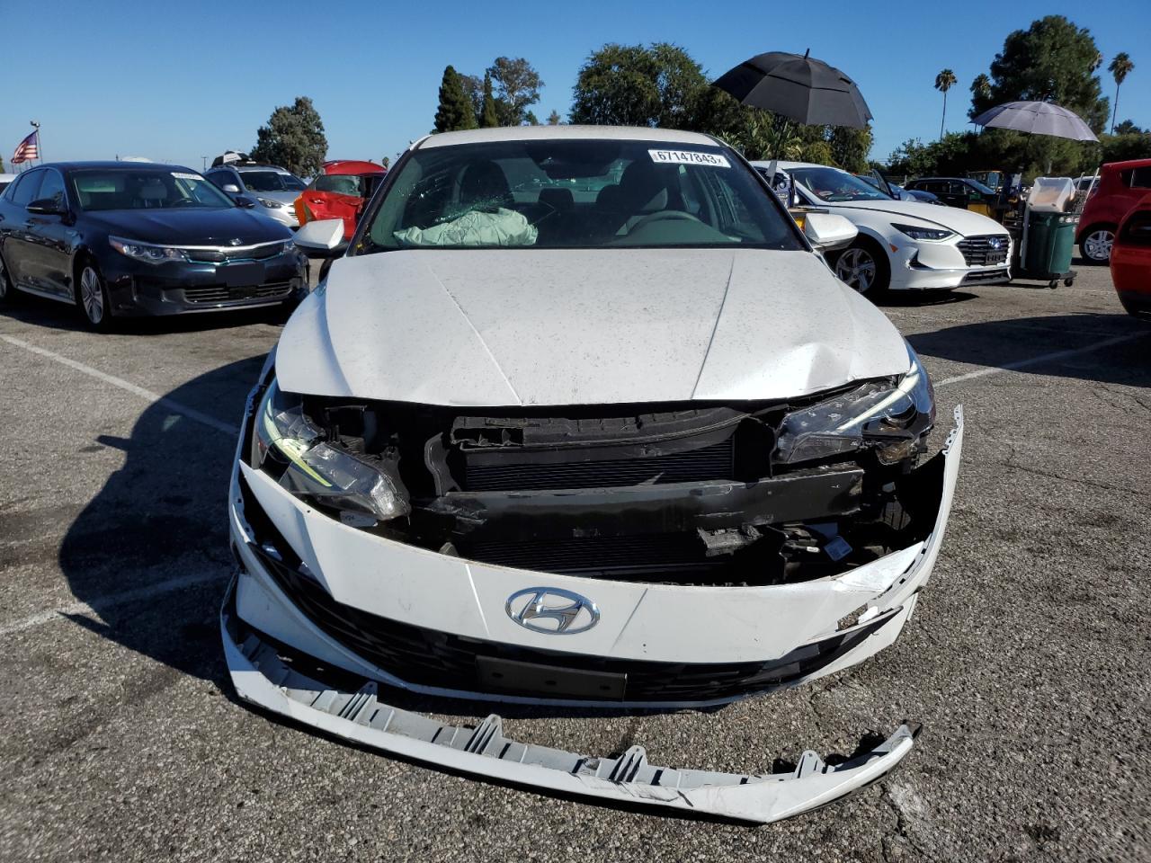 Photo 4 VIN: 5NPLL4AG4NH074796 - HYUNDAI ELANTRA 