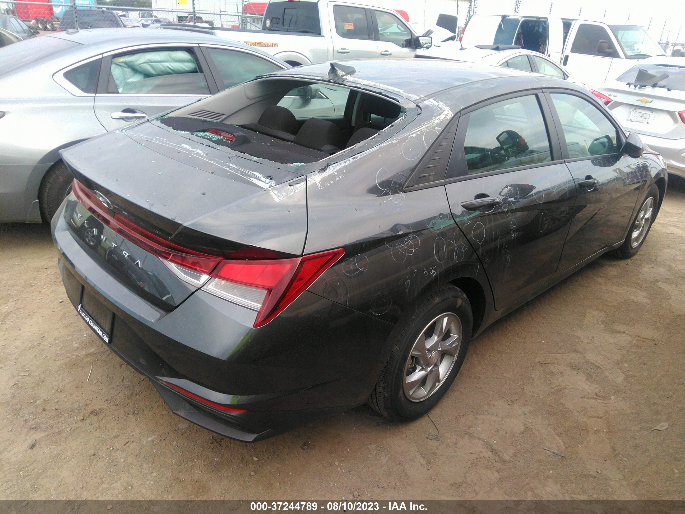 Photo 3 VIN: 5NPLL4AG5PH110935 - HYUNDAI ELANTRA 