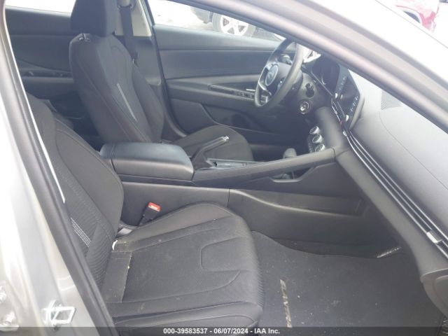 Photo 4 VIN: 5NPLL4AG6MH034993 - HYUNDAI ELANTRA 