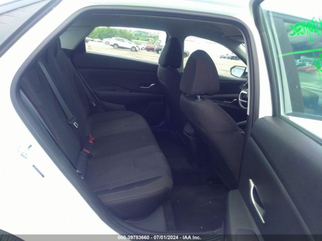 Photo 7 VIN: 5NPLL4AG6NH075321 - HYUNDAI ELANTRA 