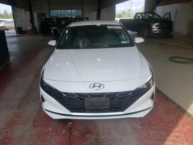 Photo 4 VIN: 5NPLL4AG7MH041970 - HYUNDAI ELANTRA 