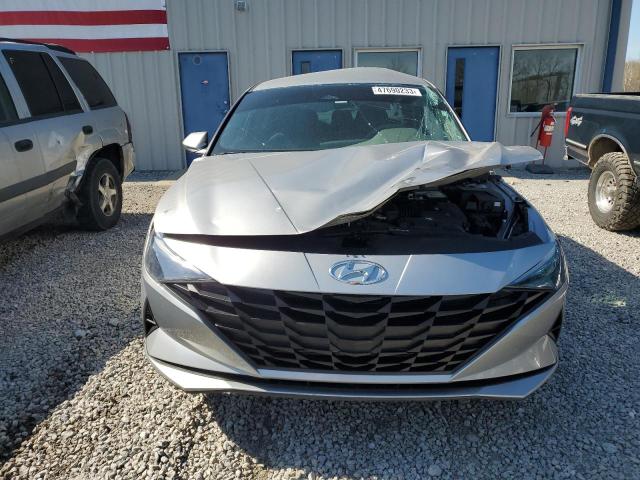 Photo 4 VIN: 5NPLL4AG7NH055367 - HYUNDAI ELANTRA 