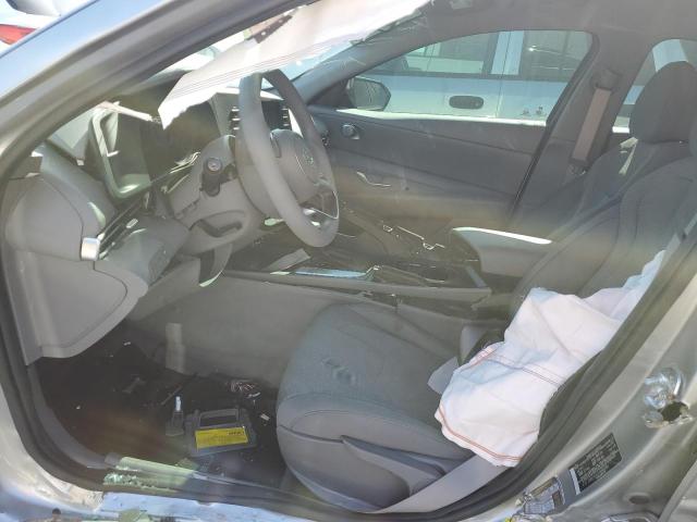 Photo 6 VIN: 5NPLL4AG7NH055367 - HYUNDAI ELANTRA 