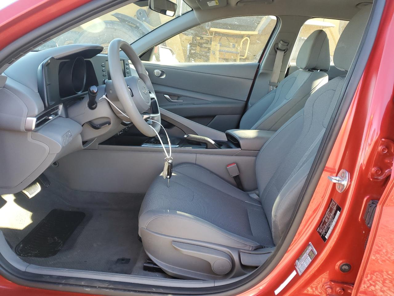 Photo 6 VIN: 5NPLL4AG8MH035319 - HYUNDAI ELANTRA 