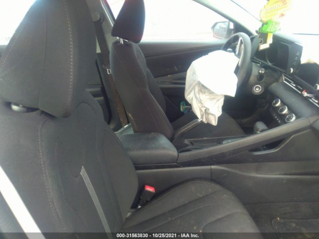 Photo 4 VIN: 5NPLL4AG9MH039282 - HYUNDAI ELANTRA 