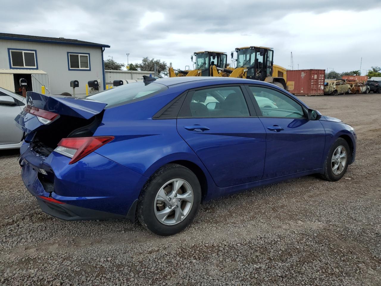 Photo 2 VIN: 5NPLL4AG9PH105494 - HYUNDAI ELANTRA 