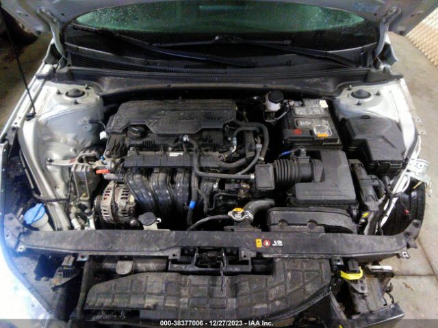 Photo 9 VIN: 5NPLL4AGXMH036956 - HYUNDAI ELANTRA 