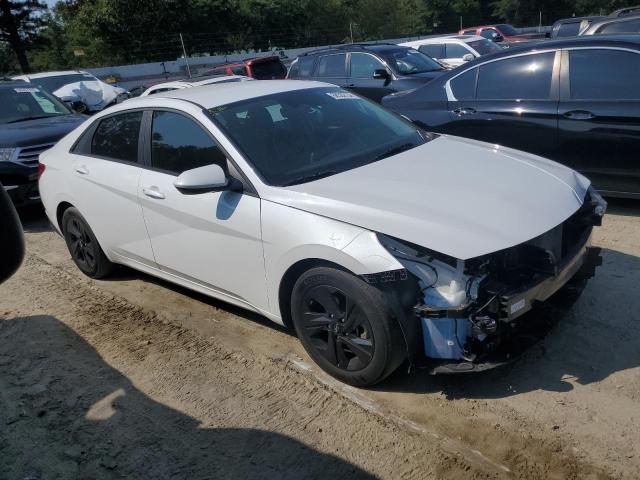 Photo 3 VIN: 5NPLM4AG0MH000884 - HYUNDAI ELANTRA SE 