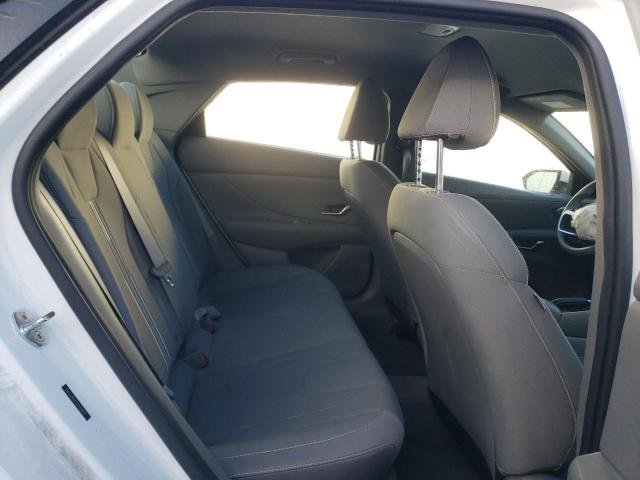 Photo 9 VIN: 5NPLM4AG0MH018155 - HYUNDAI ELANTRA 