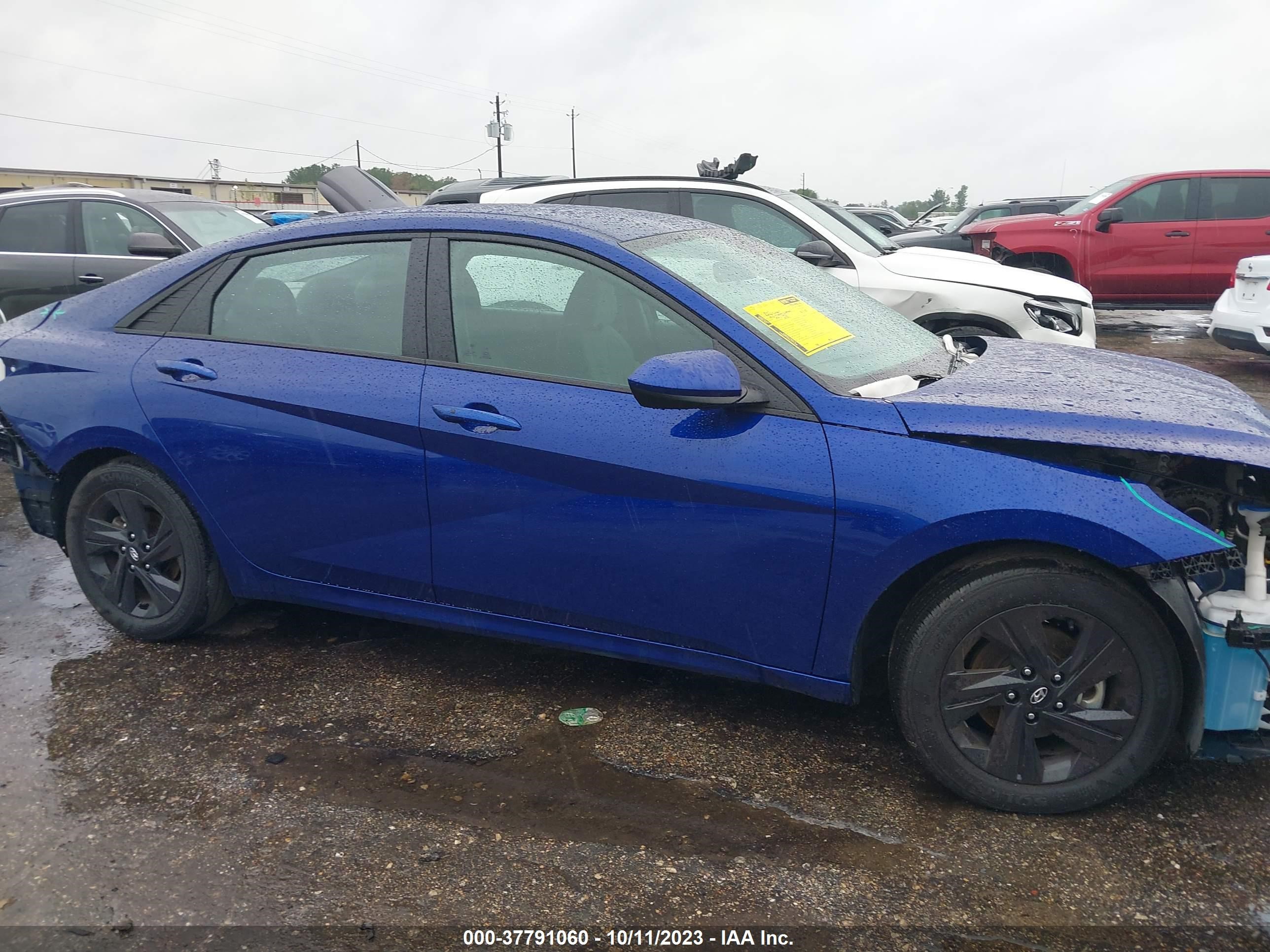 Photo 12 VIN: 5NPLM4AG0NH078342 - HYUNDAI ELANTRA 