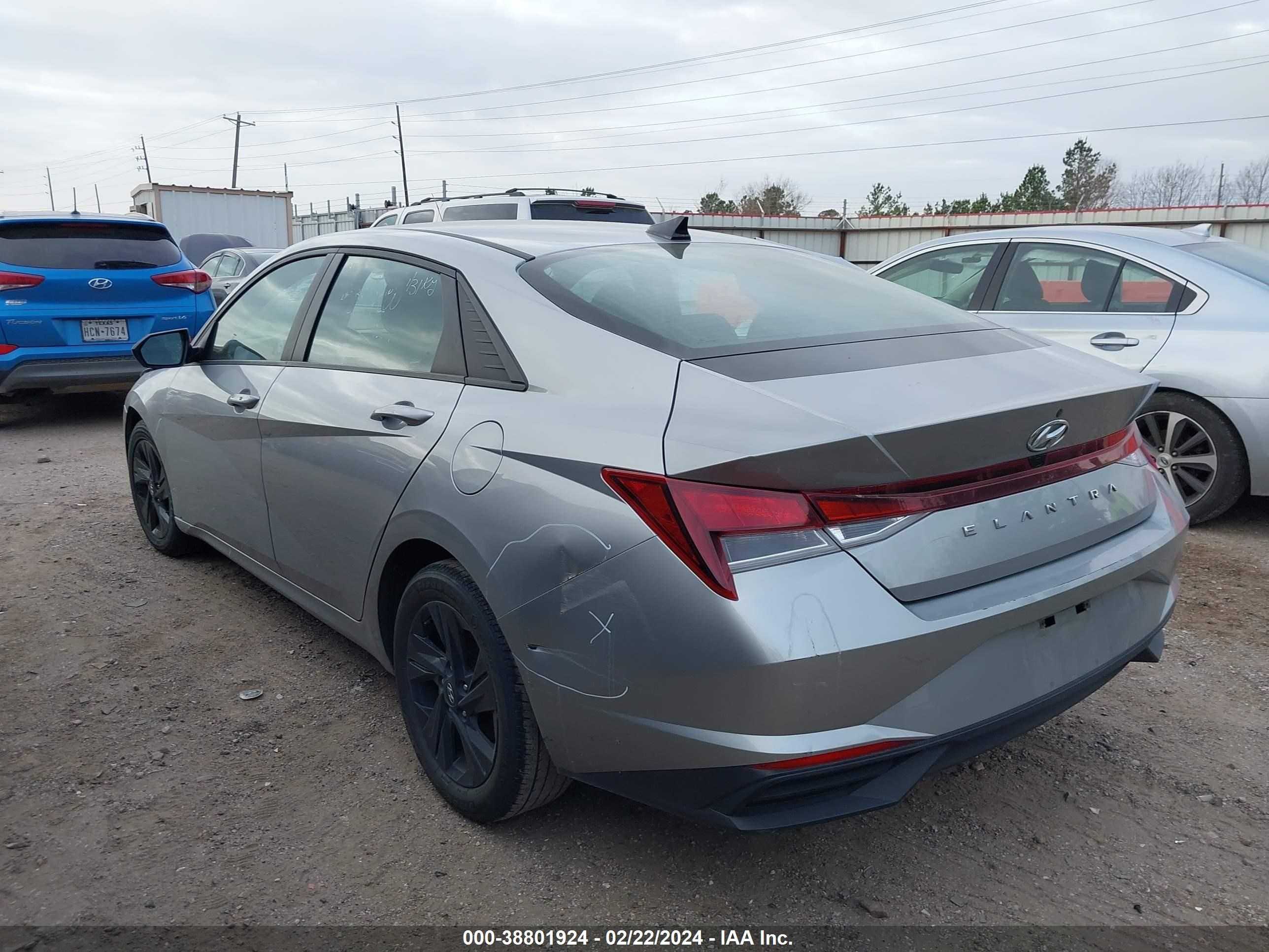 Photo 2 VIN: 5NPLM4AG1MH023784 - HYUNDAI ELANTRA 