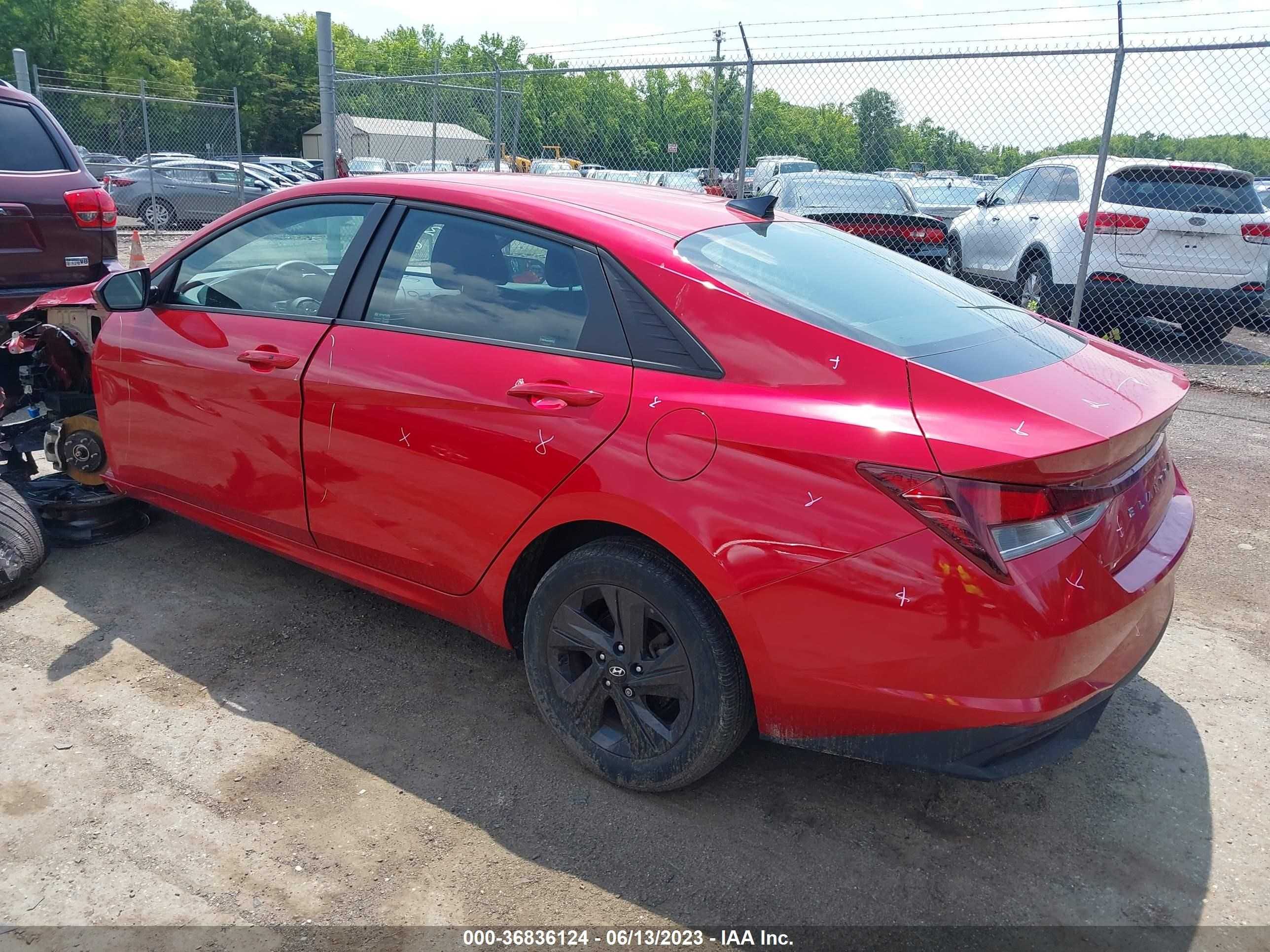 Photo 2 VIN: 5NPLM4AG1MH027656 - HYUNDAI ELANTRA 