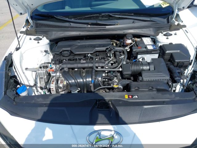 Photo 9 VIN: 5NPLM4AG1MH030993 - HYUNDAI ELANTRA 