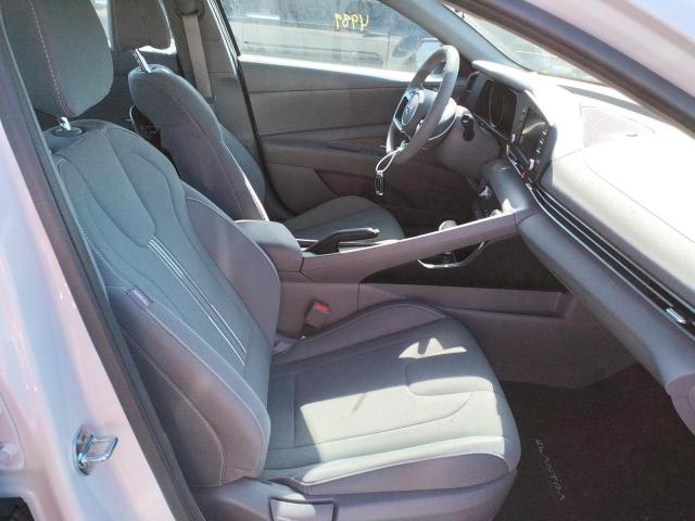 Photo 4 VIN: 5NPLM4AG1NH063705 - HYUNDAI ELANTRA SE 