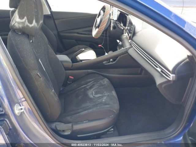 Photo 4 VIN: 5NPLM4AG1PH116180 - HYUNDAI ELANTRA 