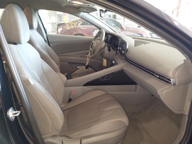 Photo 4 VIN: 5NPLM4AG2MH002183 - HYUNDAI ELANTRA SE 