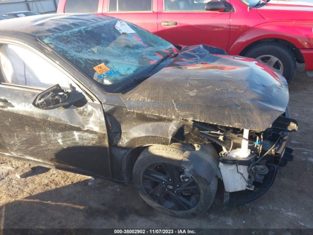 Photo 5 VIN: 5NPLM4AG2MH021736 - HYUNDAI ELANTRA 