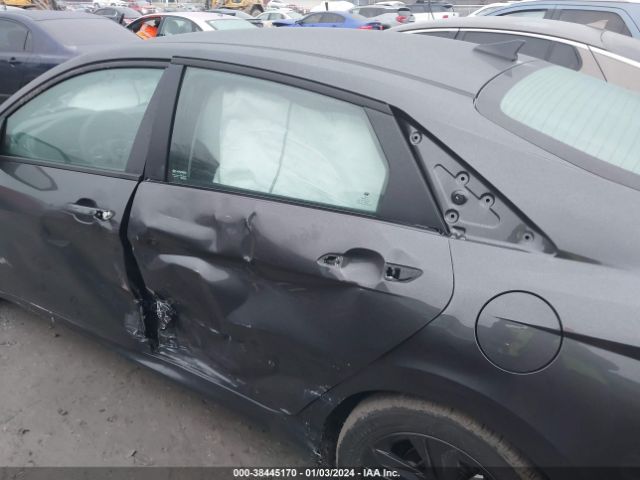 Photo 5 VIN: 5NPLM4AG2NH054916 - HYUNDAI ELANTRA 