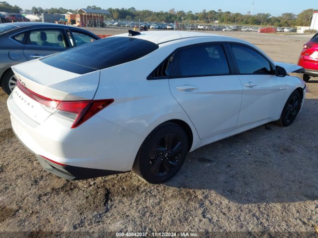 Photo 3 VIN: 5NPLM4AG2NH059419 - HYUNDAI ELANTRA 