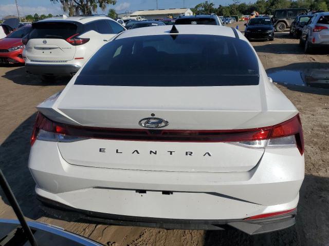 Photo 5 VIN: 5NPLM4AG2NH063678 - HYUNDAI ELANTRA SE 