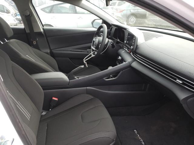 Photo 4 VIN: 5NPLM4AG2NH063793 - HYUNDAI ELANTRA 