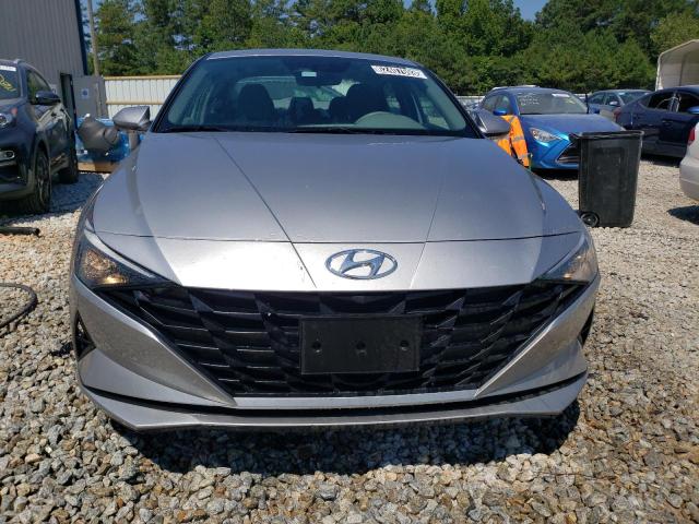 Photo 4 VIN: 5NPLM4AG2PH101638 - HYUNDAI ELANTRA SE 