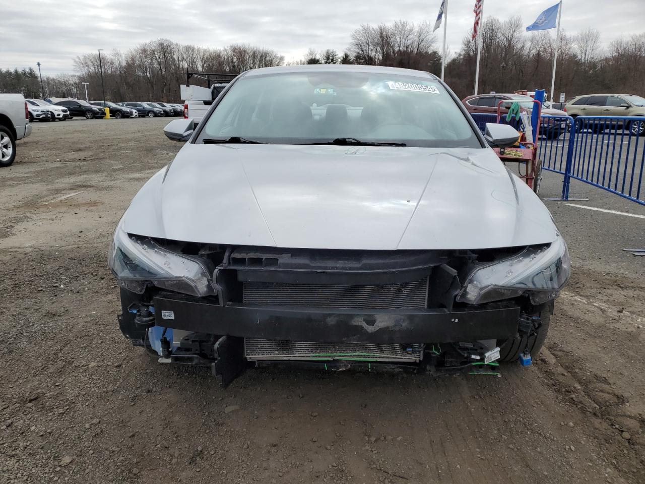 Photo 4 VIN: 5NPLM4AG2PH103535 - HYUNDAI ELANTRA 