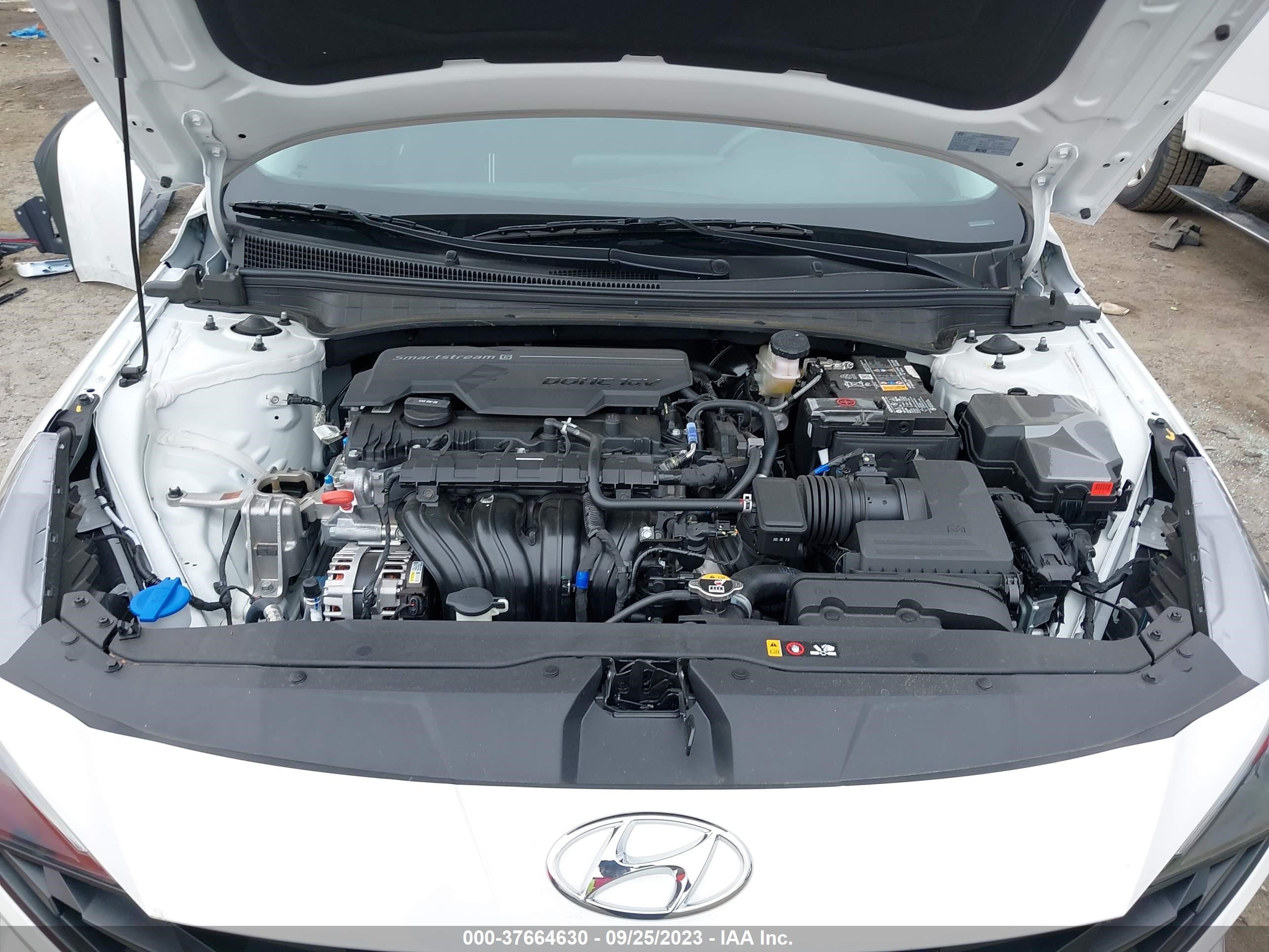 Photo 9 VIN: 5NPLM4AG2PH112171 - HYUNDAI ELANTRA 