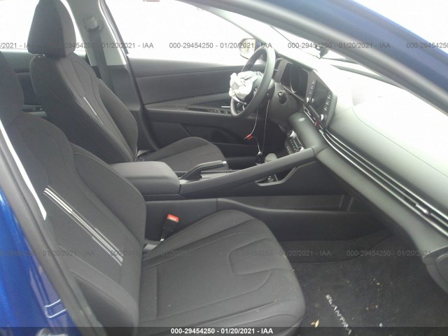 Photo 4 VIN: 5NPLM4AG3MH010440 - HYUNDAI ELANTRA 