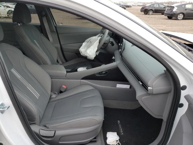 Photo 4 VIN: 5NPLM4AG3MH038884 - HYUNDAI ELANTRA SE 