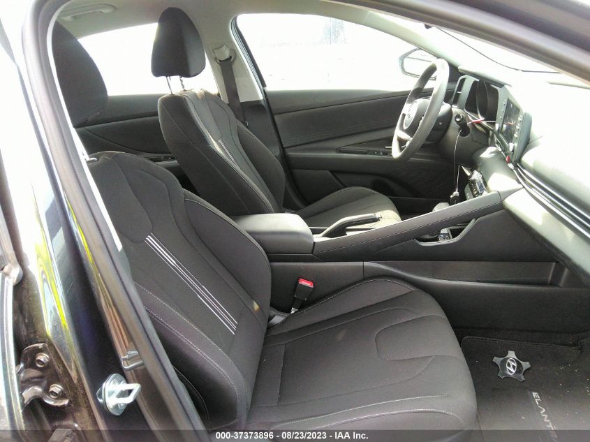 Photo 4 VIN: 5NPLM4AG3MH048282 - HYUNDAI ELANTRA 