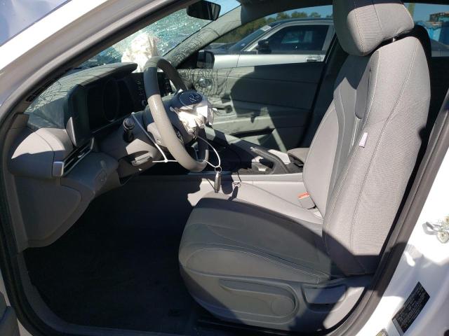 Photo 6 VIN: 5NPLM4AG3MH052414 - HYUNDAI ELANTRA 