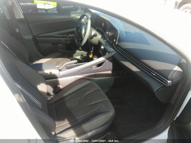 Photo 4 VIN: 5NPLM4AG3NH057288 - HYUNDAI ELANTRA 