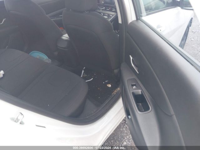 Photo 7 VIN: 5NPLM4AG3NH057890 - HYUNDAI ELANTRA 