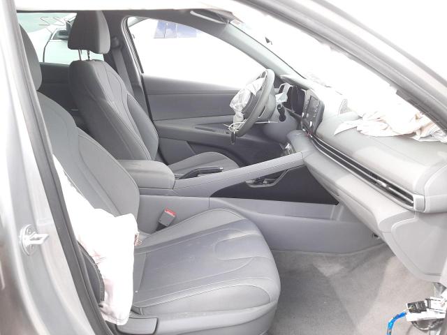 Photo 4 VIN: 5NPLM4AG4MH001830 - HYUNDAI ELANTRA SE 