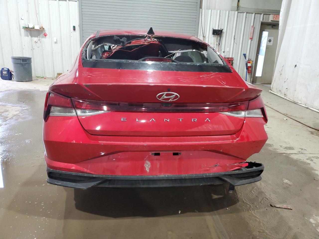 Photo 5 VIN: 5NPLM4AG4MH008003 - HYUNDAI ELANTRA 