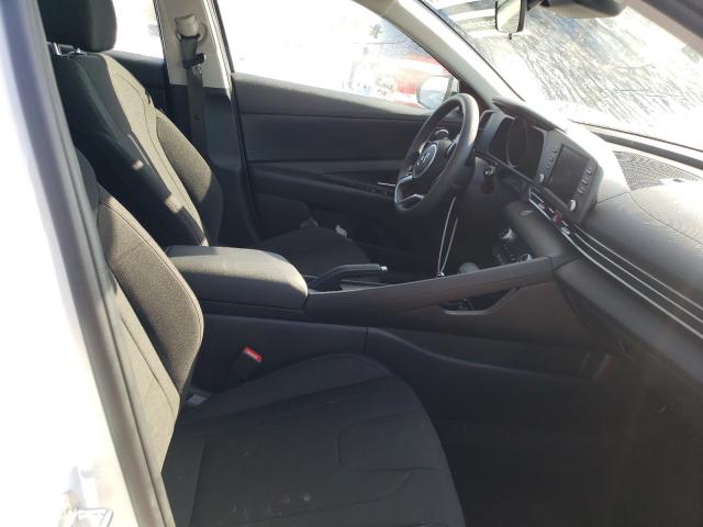 Photo 4 VIN: 5NPLM4AG4MH010253 - HYUNDAI ELANTRA SE 