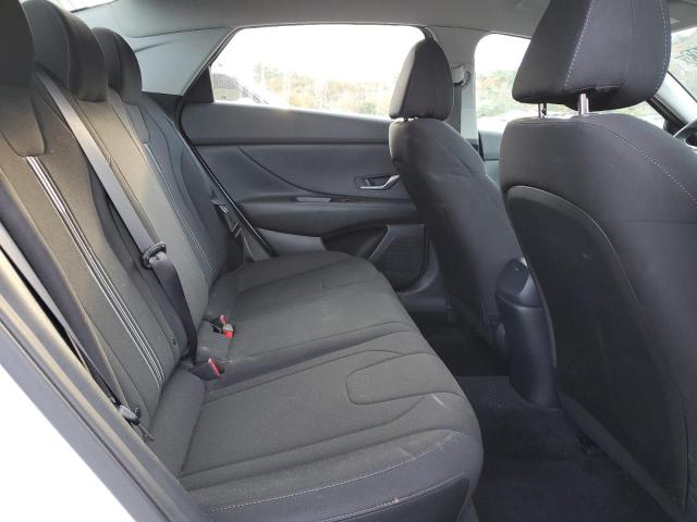 Photo 9 VIN: 5NPLM4AG4MH051398 - HYUNDAI ELANTRA 