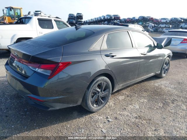 Photo 3 VIN: 5NPLM4AG4NH054982 - HYUNDAI ELANTRA 