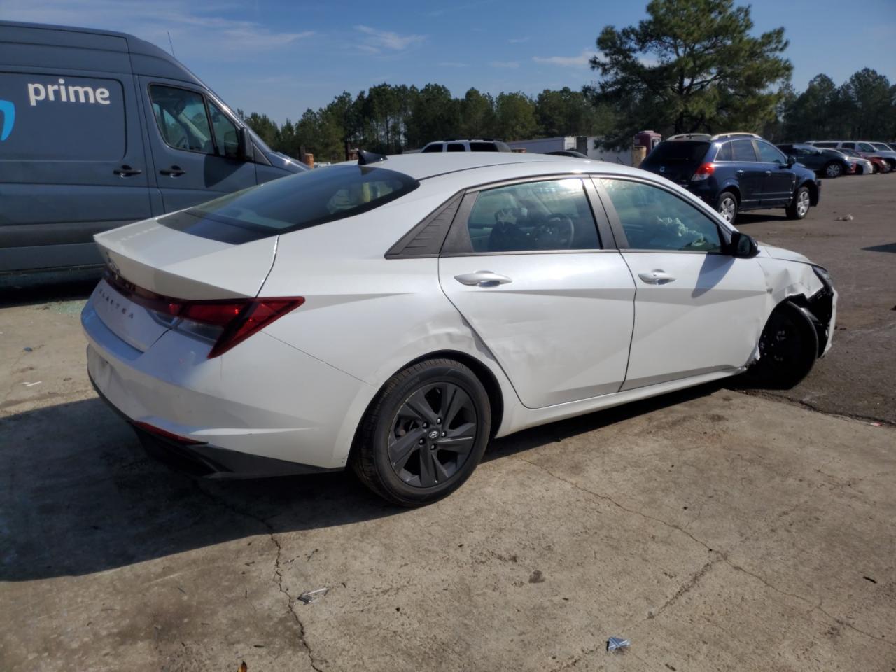 Photo 2 VIN: 5NPLM4AG4NH080191 - HYUNDAI ELANTRA 